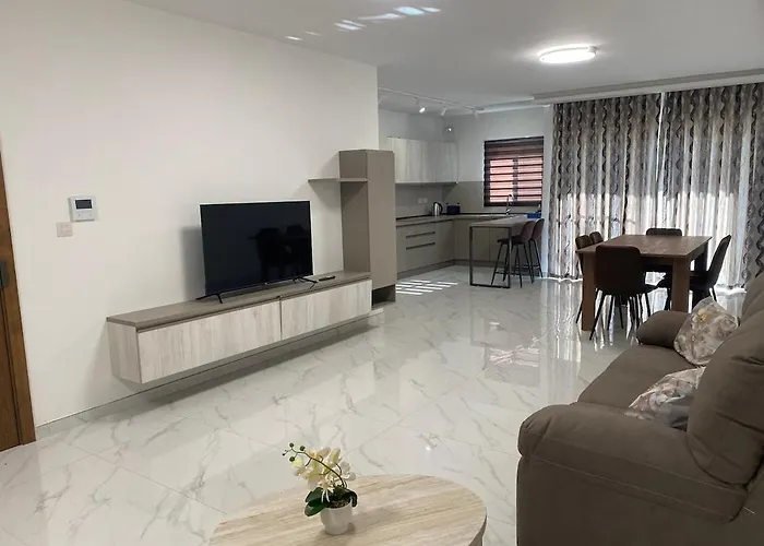 דירה Spacious Flat At Naxxar