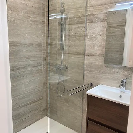 Spacious Flat At * Naxxar