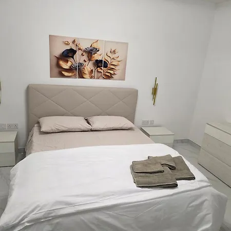 Spacious Flat At