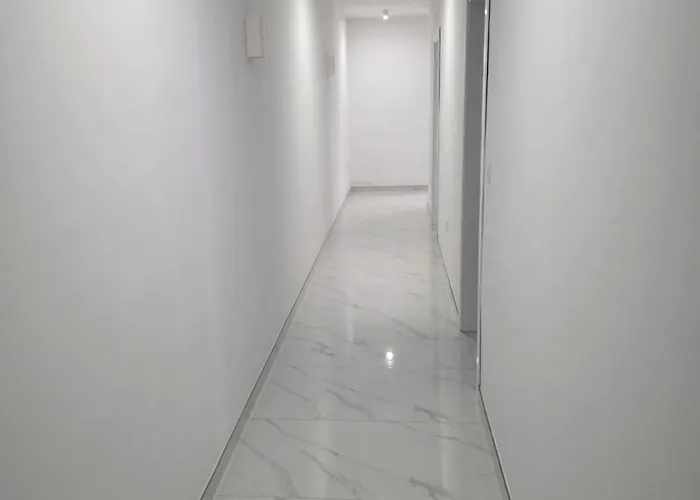 Spacious Flat At * Naxxar