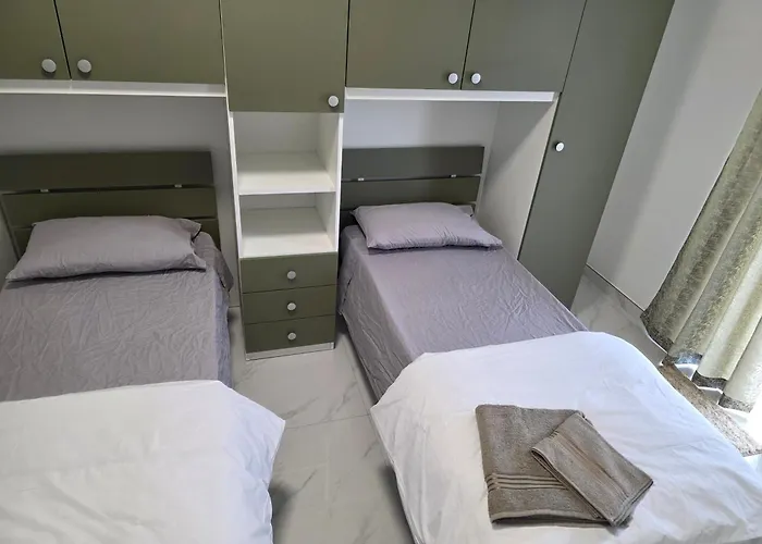 Spacious Flat At Naxxar